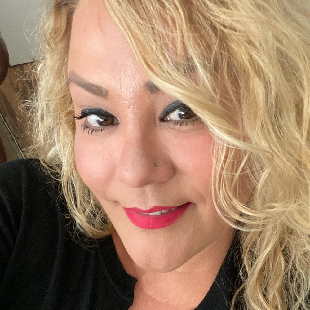 Meet your Posher, Vickie